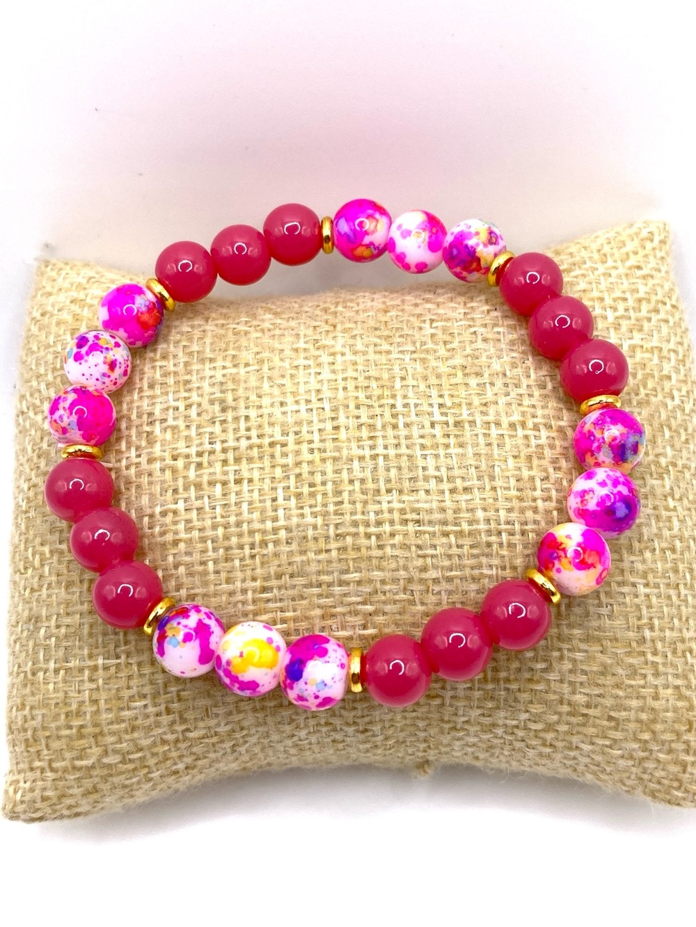 Hot Pink Magenta Marbled Splatter Glass Bead Gold Accent Stretch Bracelet NWOT